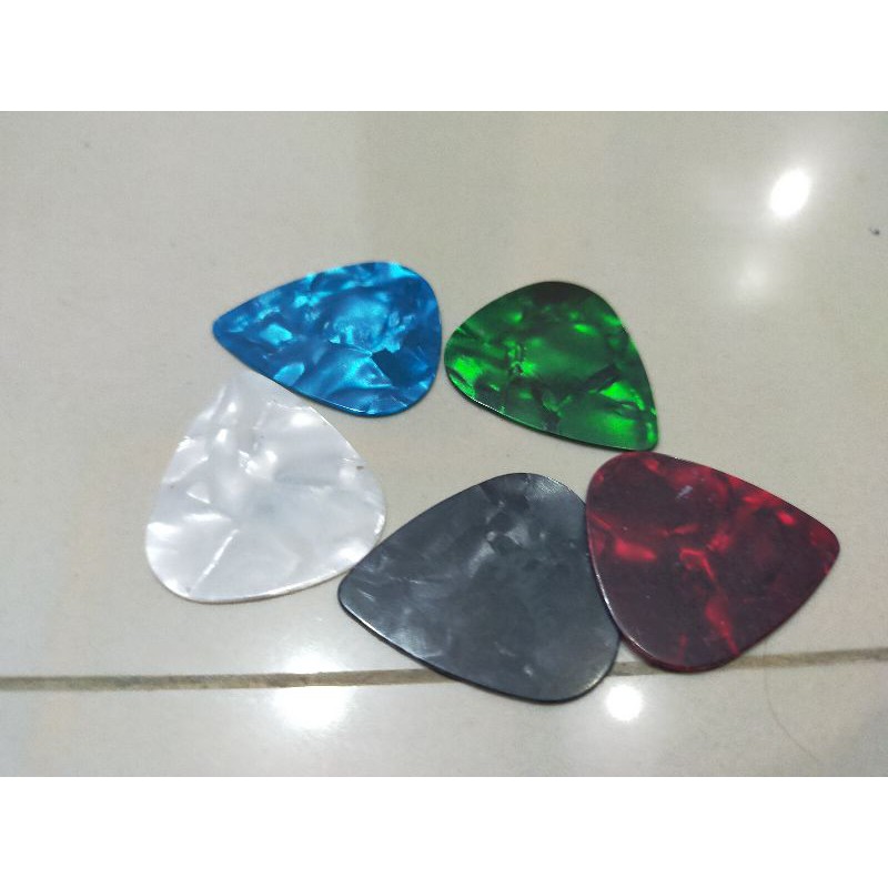 pick gitar murah isi 5