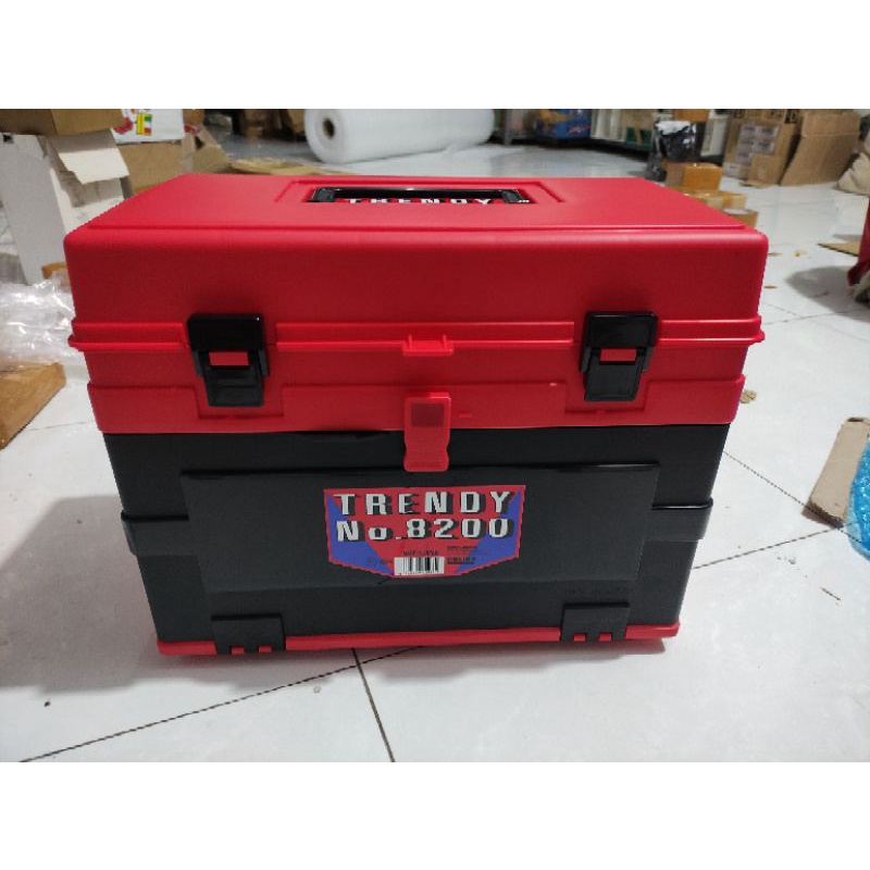 box Trendy no 8200