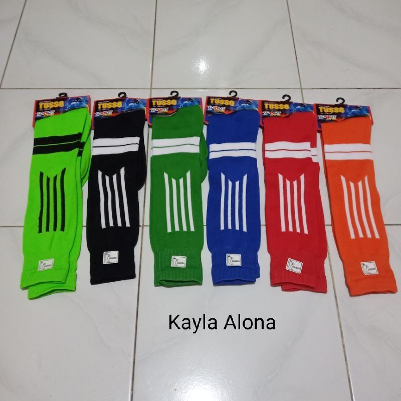 Kaos Kaki Bola dan Futsal