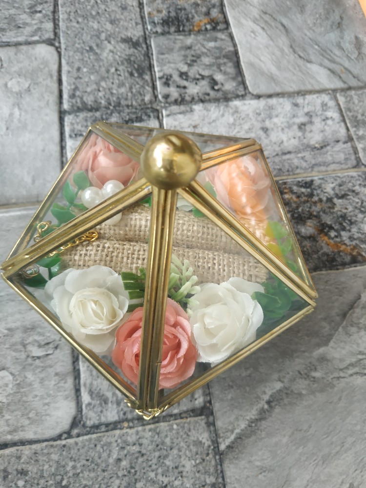 Ring Bearer Tempat Cincin Kaca Terarium