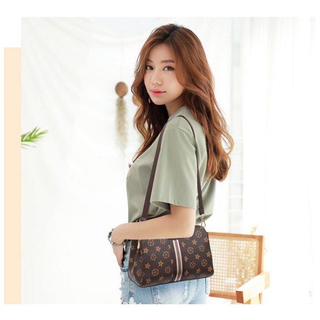 BJ7381 - MOTIF M/BROWN AXE/CROWN/FLOWER/GD/VIFN/FIOM - TAS SLEMPANG JINJING TOTEBAG HANDBAG TAS WANITA FASHION IMPORT MODIS ELEGAN TERMURAH TERLARIS TERBARU BAGSTORE JAKARTA TAS BATAM ZCJ4826 ELJ5036 JT7003 LT1788 BQ2847 CR7164 GT1890