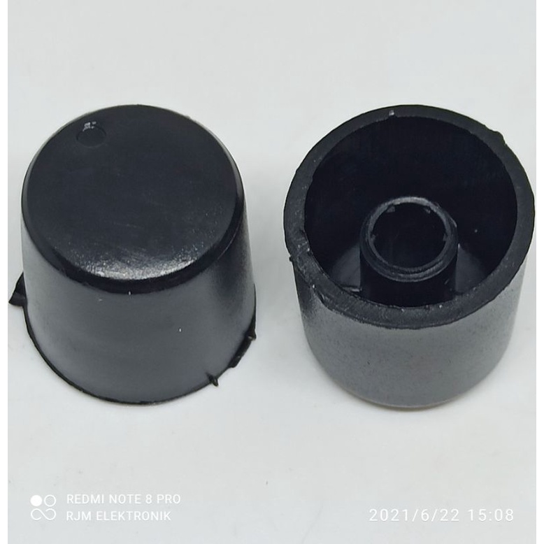 Knop potensio hitam 20mm