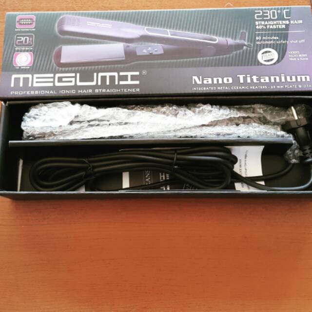 Catok megumi nanotitanium pelurus rambut profesional