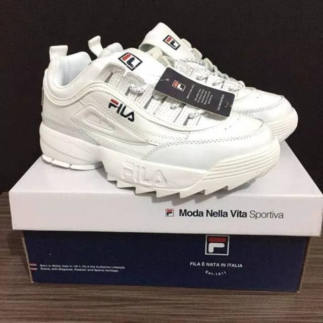 Sepatu Running Fila Distributor 2 White