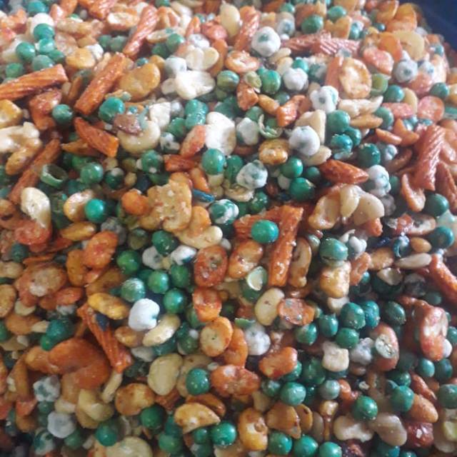 

Kacang Campur 250gr