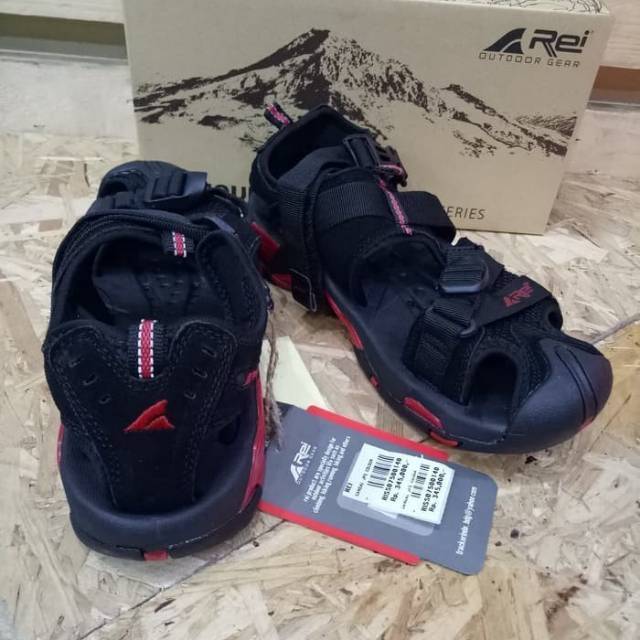 SANDAL REI JEFFERSON/SANDAL GUNUNG REI JEFERSON/SANDAL SEPATU REI JEFFERSON