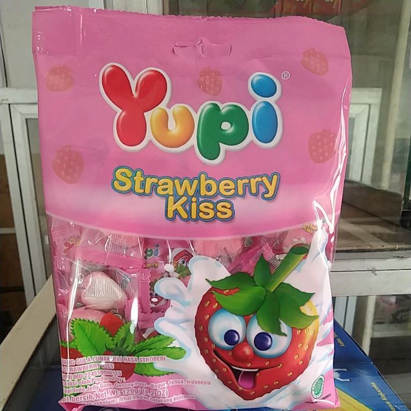 Yupi Kiss Heart 120 gr isi 50 pcs