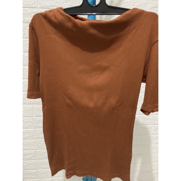 [PRELOVED] kaos Uniqlo