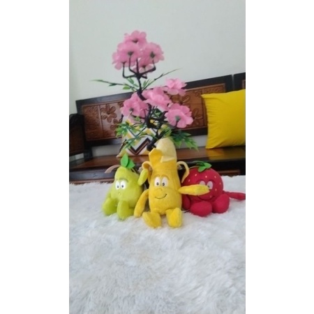boneka buah pisang alpukat strawberry