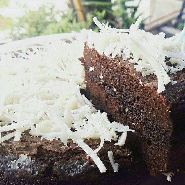 

Brown Cheese by ShiiShop