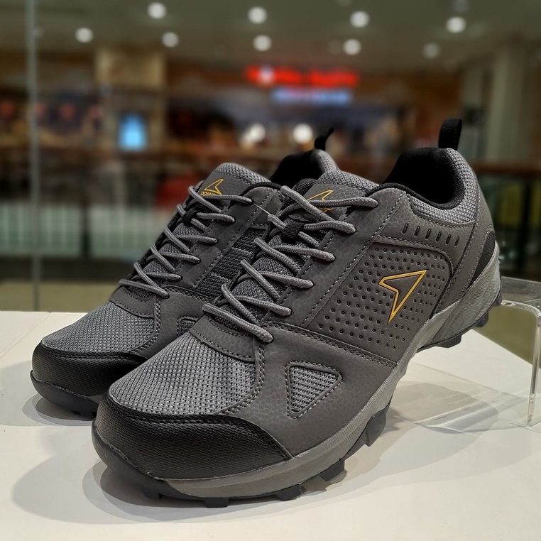 Bata Sepatu Outdoor Pria Power