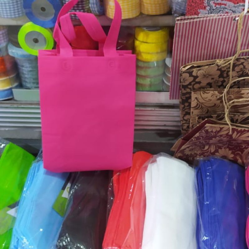 

tas kain spunbond buku isi 20 pcs terlaris dan termurah