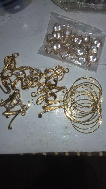 Huruf Latin Gold /lusin