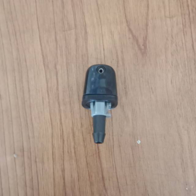 Nozel wiper kaca belakang nissan livina