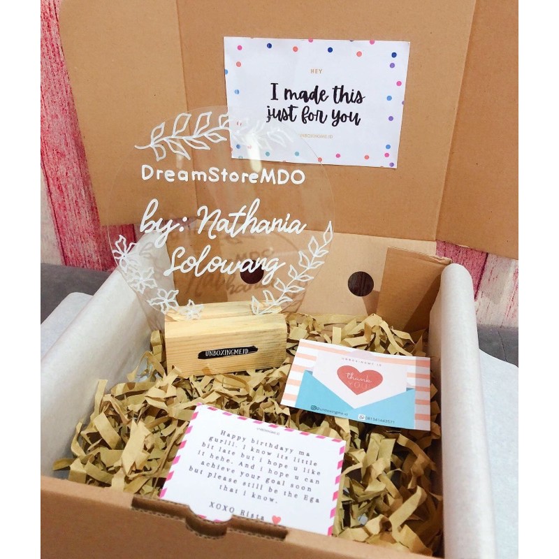 

hampers gift box kado ultah kado wisuda kado wedding
