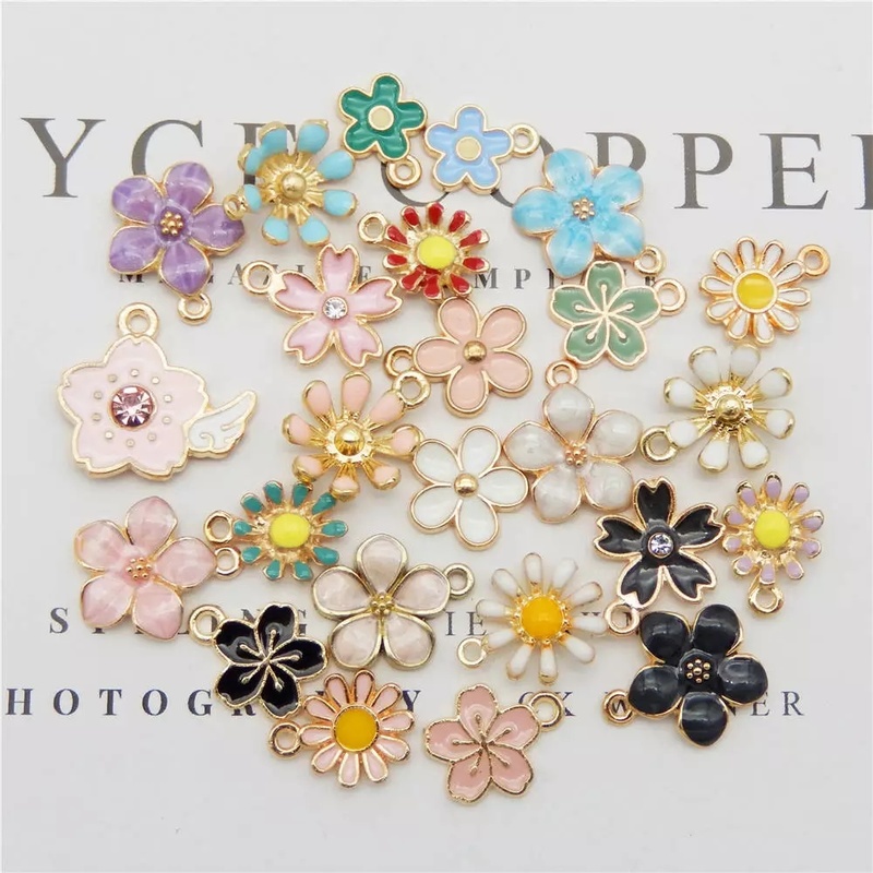 40 Pcs Liontin Kalung Gelang Dan Anting Bahan Alloy Enamel Bentuk Bunga Daisy Handmade