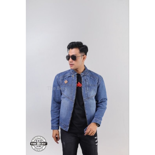 jaket jeans pria kerah biowash jaket denim logo kulit