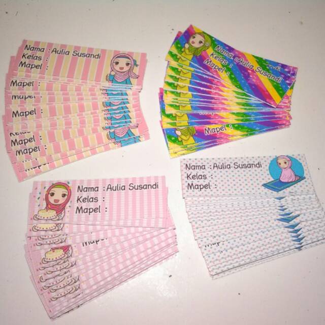 Stiker nama anak Muslimah