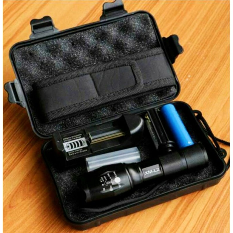 Paket Lengkap Senter Flashlight 8000 Lumens Senter Police SWATT