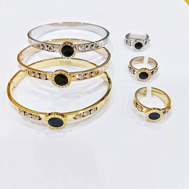 Gelang dan Cincin Titanium BVLGARI PREMIUM BV001