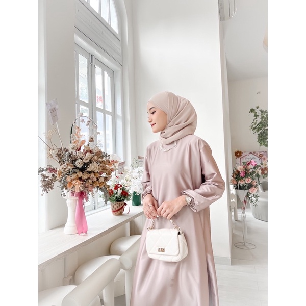 Sabrina Midi Dress - Dress kondangan - Satin Dress