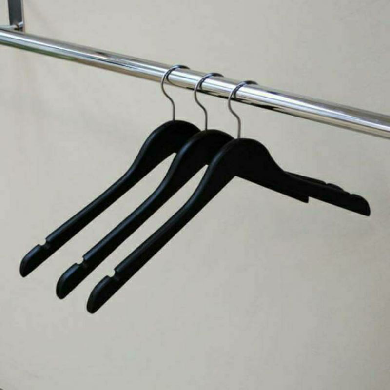 Hanger kayu dewasa HITAM HARGA PERLUSIN