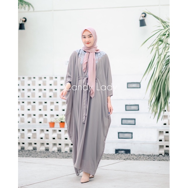 Helmia Kaftan