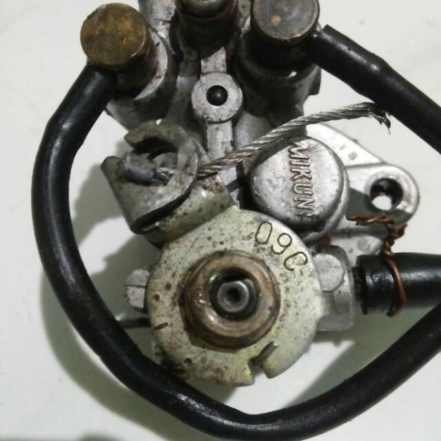 Pompa oli rc 100 gs tornado satria 2t