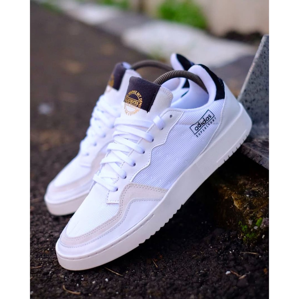 supercourt white