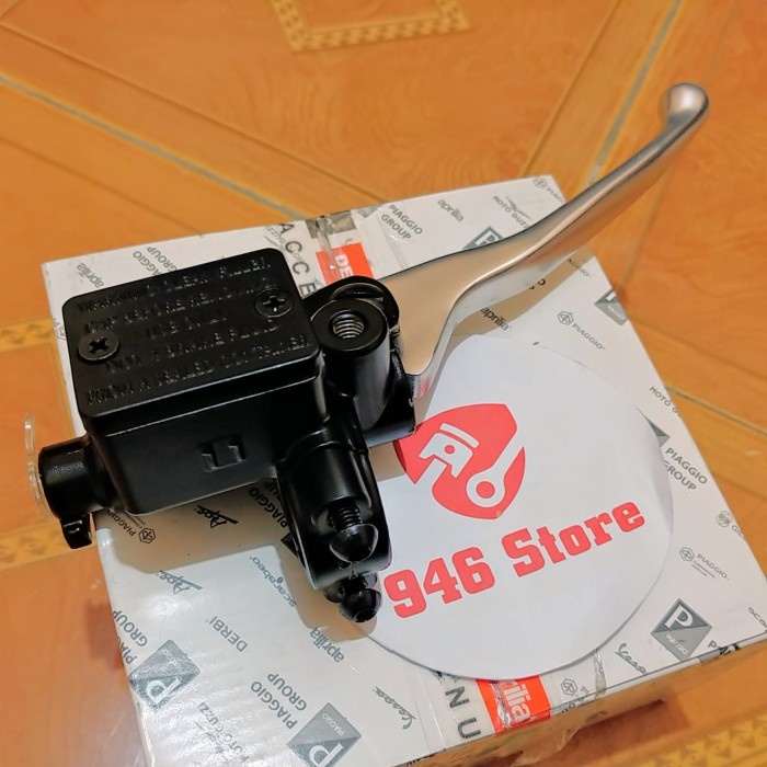 Master Rem Kanan Piaggio Vespa / Master Rem Depan Vespa Original