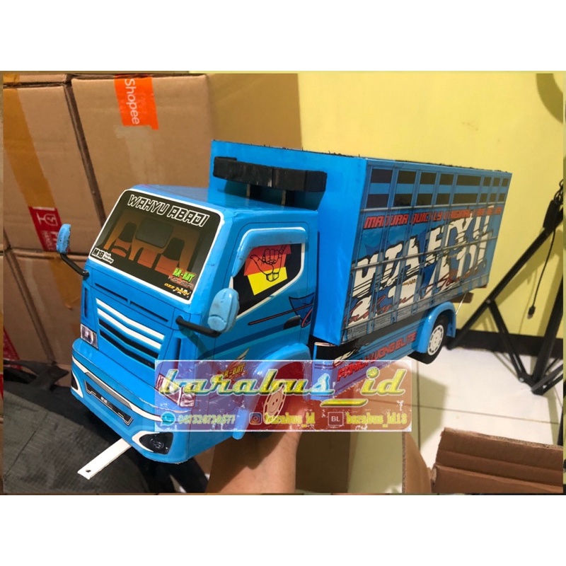 Miniatur Truk Besar Wahyu Abadi By Barabus_id