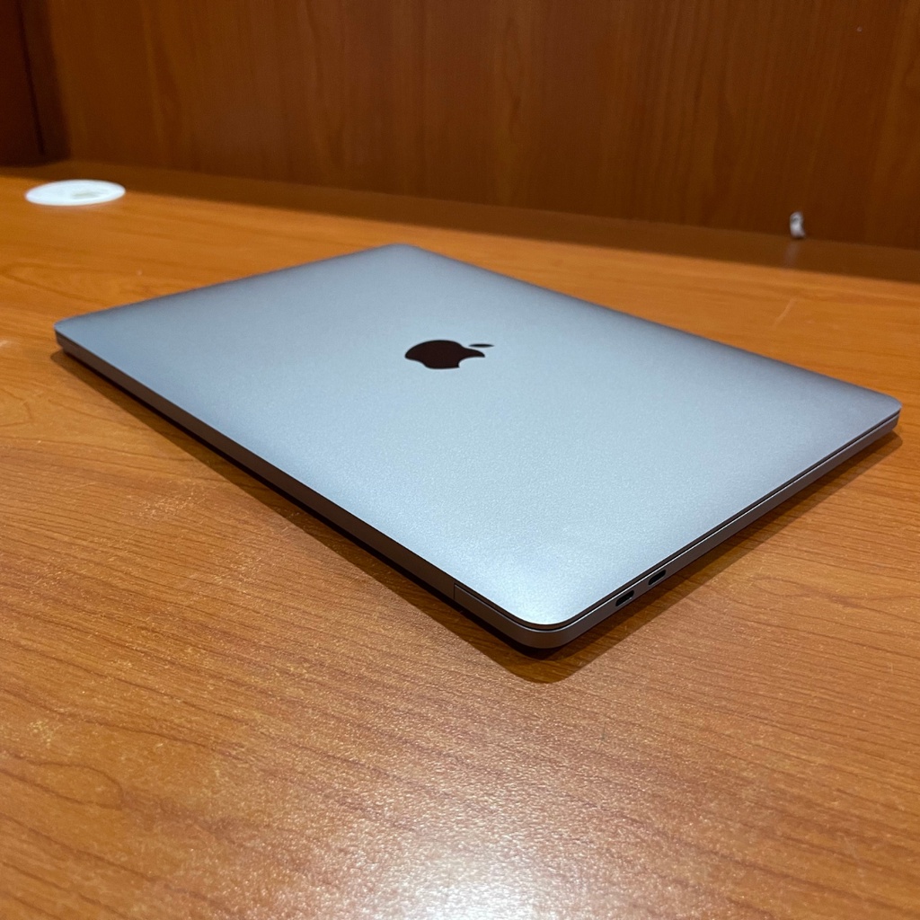 MacBook Pro 13 inch Touchbar 2019 Core I7 2.8GHz Ram 16 GB Ssd 512 GB