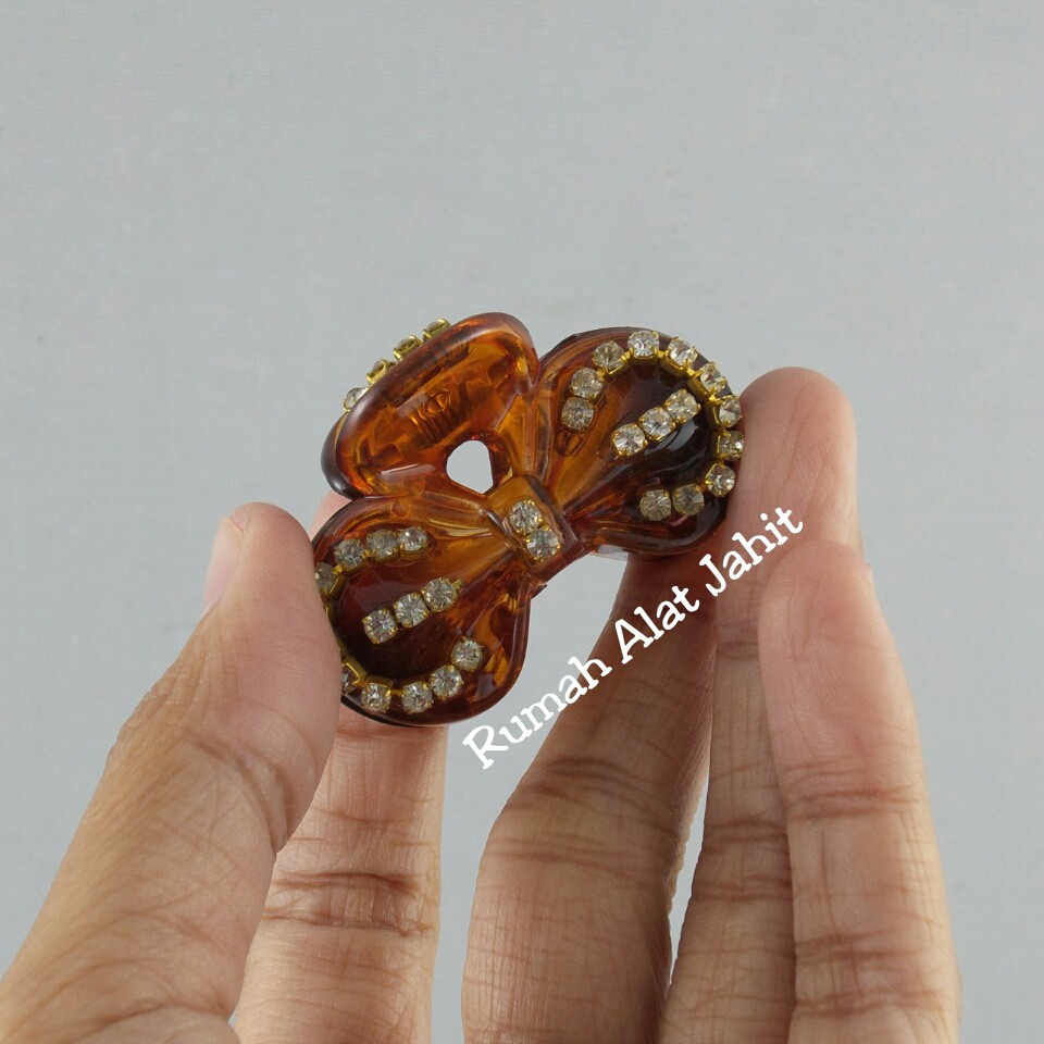 Jepit Rambut / Jedai Kecil Permata Kupu-Kupu 4cm