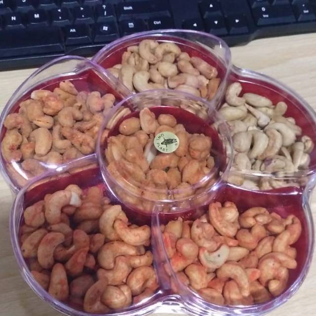 

Kacang Mete the best..