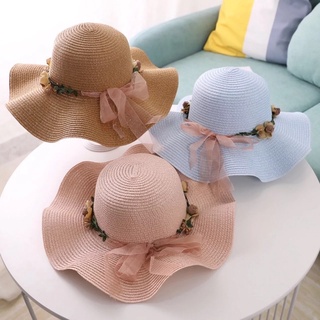 TOPI PANTAI GELOMBANG MAHKOTA BUNGA