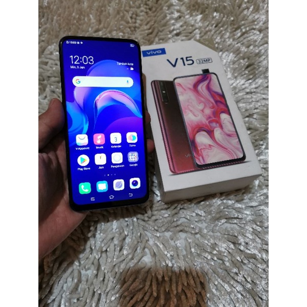 Vivo V15 ram 6 64GB fulset Garansi resmi