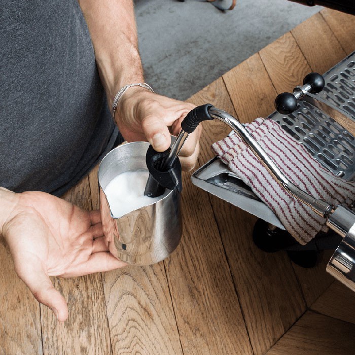 Foam Locus 400ml | Tools Milk Pitcher Cappuccino & Latte-1