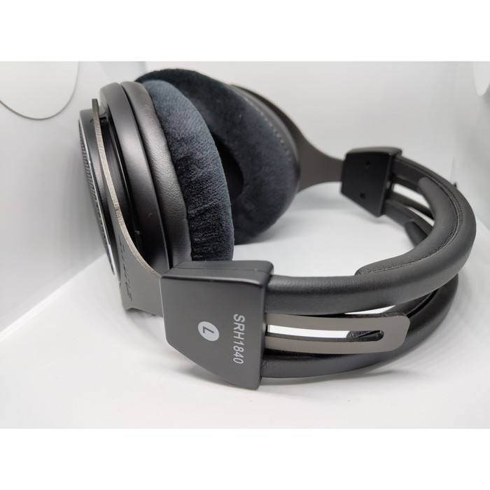 Shure SRH1840 Professional Open Back Headphones (Factory Edition)