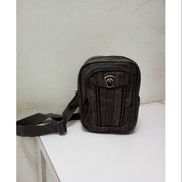 Tas Selempang kecil Tracker murah meriah ORI