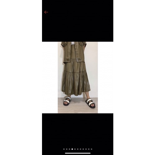 PRELOVED LUCENT SKIRT DDAY.LOOK