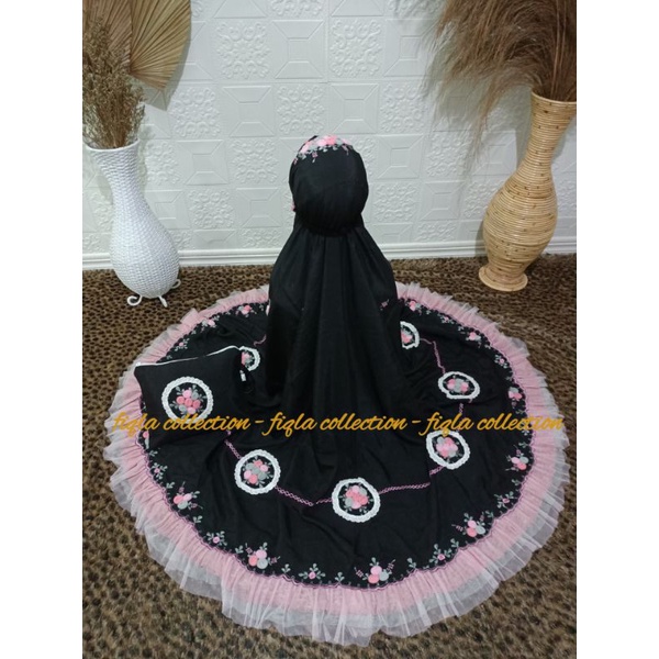 FIQLA COLLECTION - Mukena Dewasa Katun Sutra Tile Bordir - RENDA TILE BORDIR BULAT TSABITA