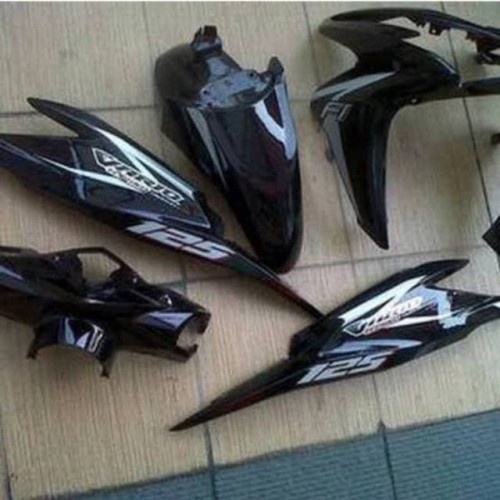 Full Body Bodi Halus vario techno 125 pgm fi 2012 2013 2014 warna  hitam Kualitas Seperti Original