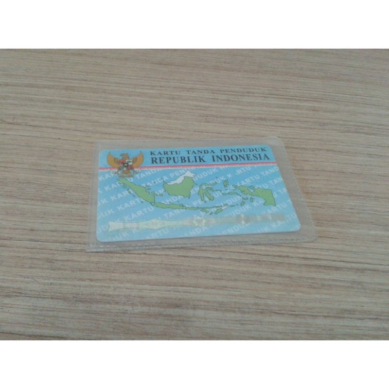 Plastik pelindung ATM / SIM / KTP / Kartu Nama Cover Sampul Ktp DOFF
