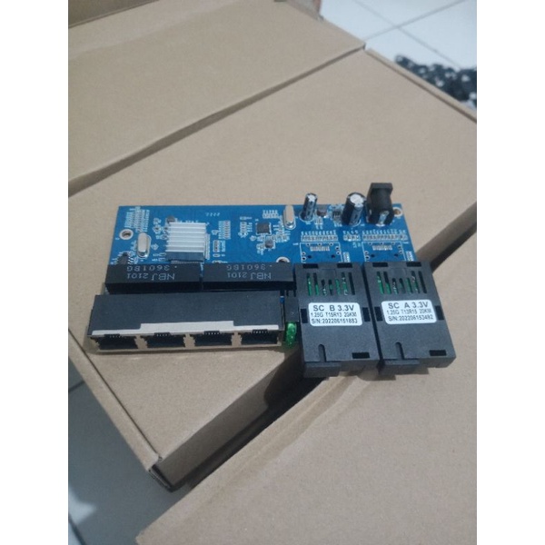 MEDIA CONVERTER 2 FO 4 LAN GIGABITE 100/1000MBPS KONVERTER