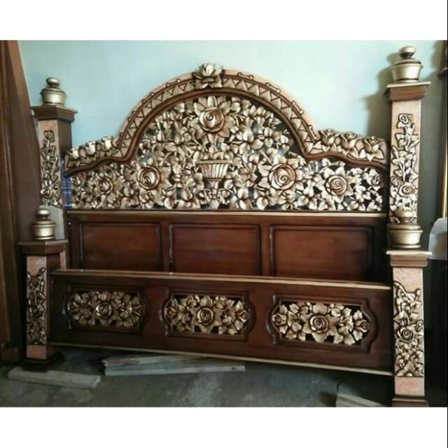 tempat tidur jati ukir mawar ukuran 180x200cm