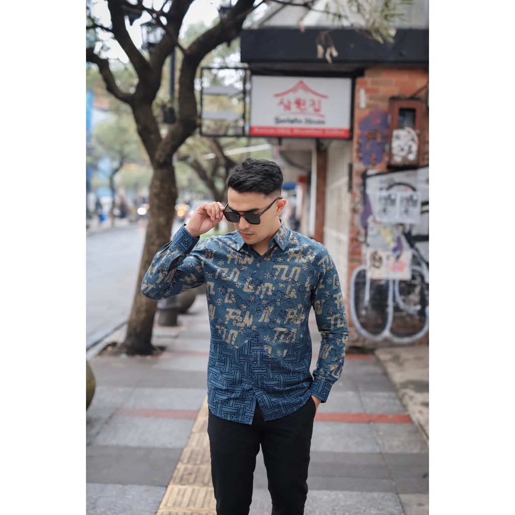 Kemeja Batik Barilie Darmajati LS | 3/4