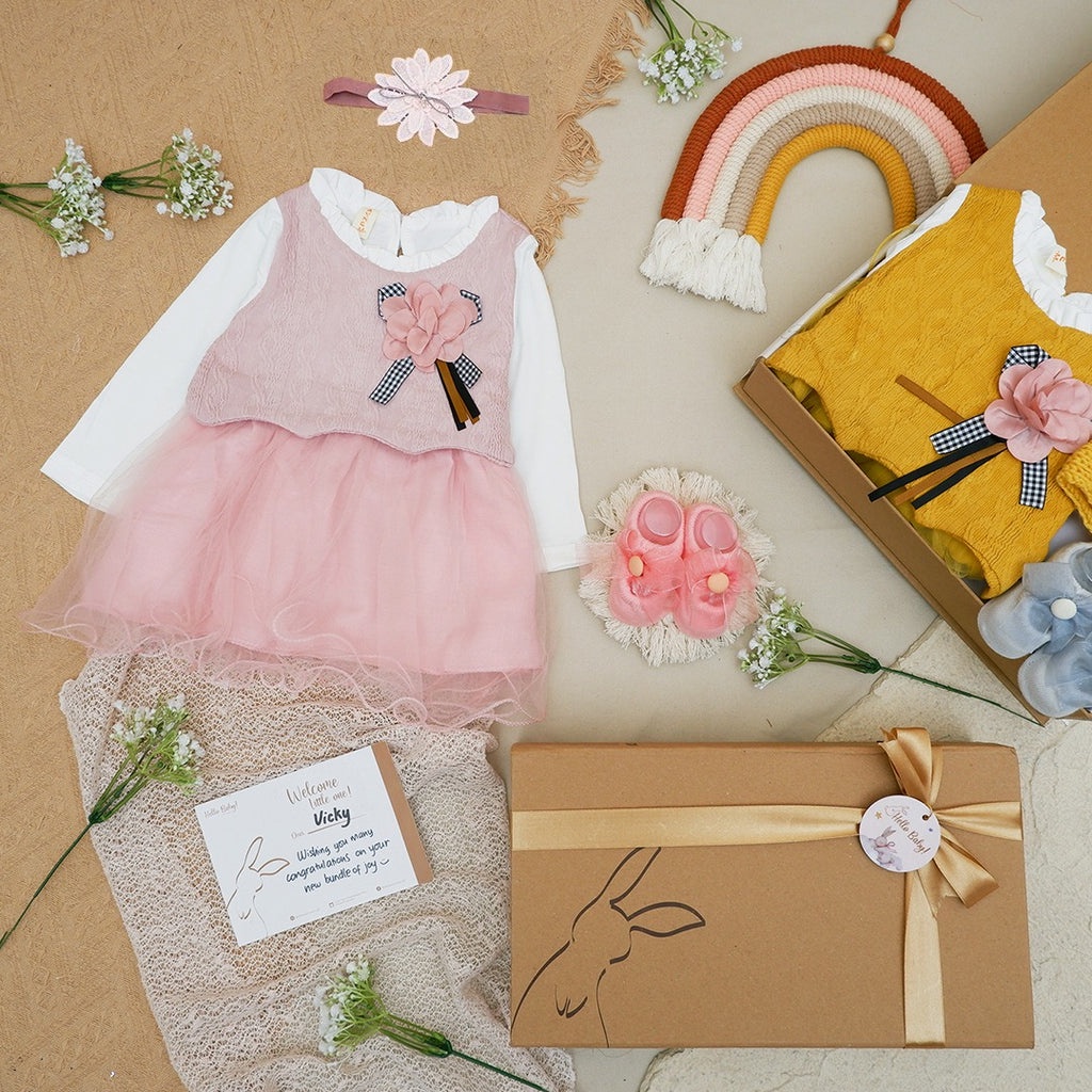 LIO036 Girls Baby Hampers 0-12 months/ Hampers bayi newborn/ Kado bayi/ baby girl gift set