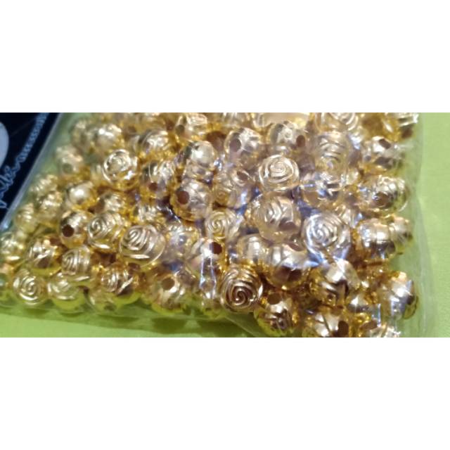 Mote bunga mawar sepack