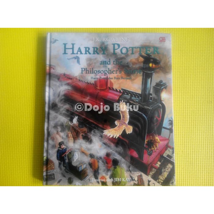 GARANSI ORI  Harry Potter And The Sorcerer's Stone Illustrated Edition (Hard Cover)