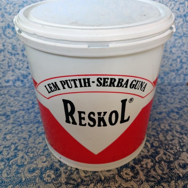 

Lem Reskol Putih Serbaguna 800gr